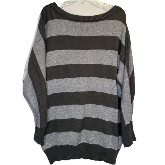 Lane Bryant Women’s Gray Silver Stripe Scoop Neck Sweater Tunic Sz 18/20W - Picture 4 of 10
